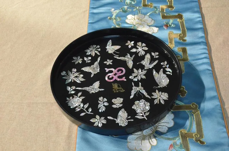 Shell inlay application photo 4